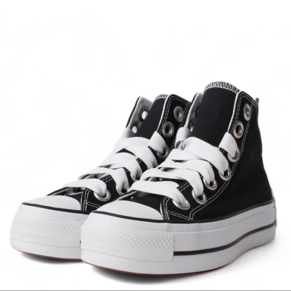 EUC Converse Platform All Star Lift Black & White